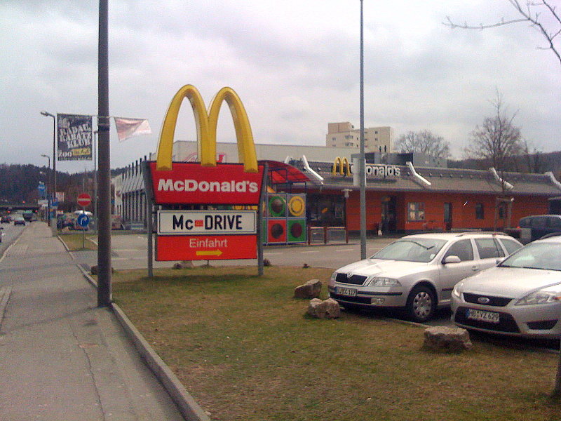 Datei:McDonalds.jpg