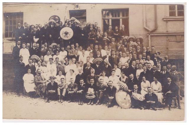 Datei:Chemikerfest in Tübingen 1921.jpg