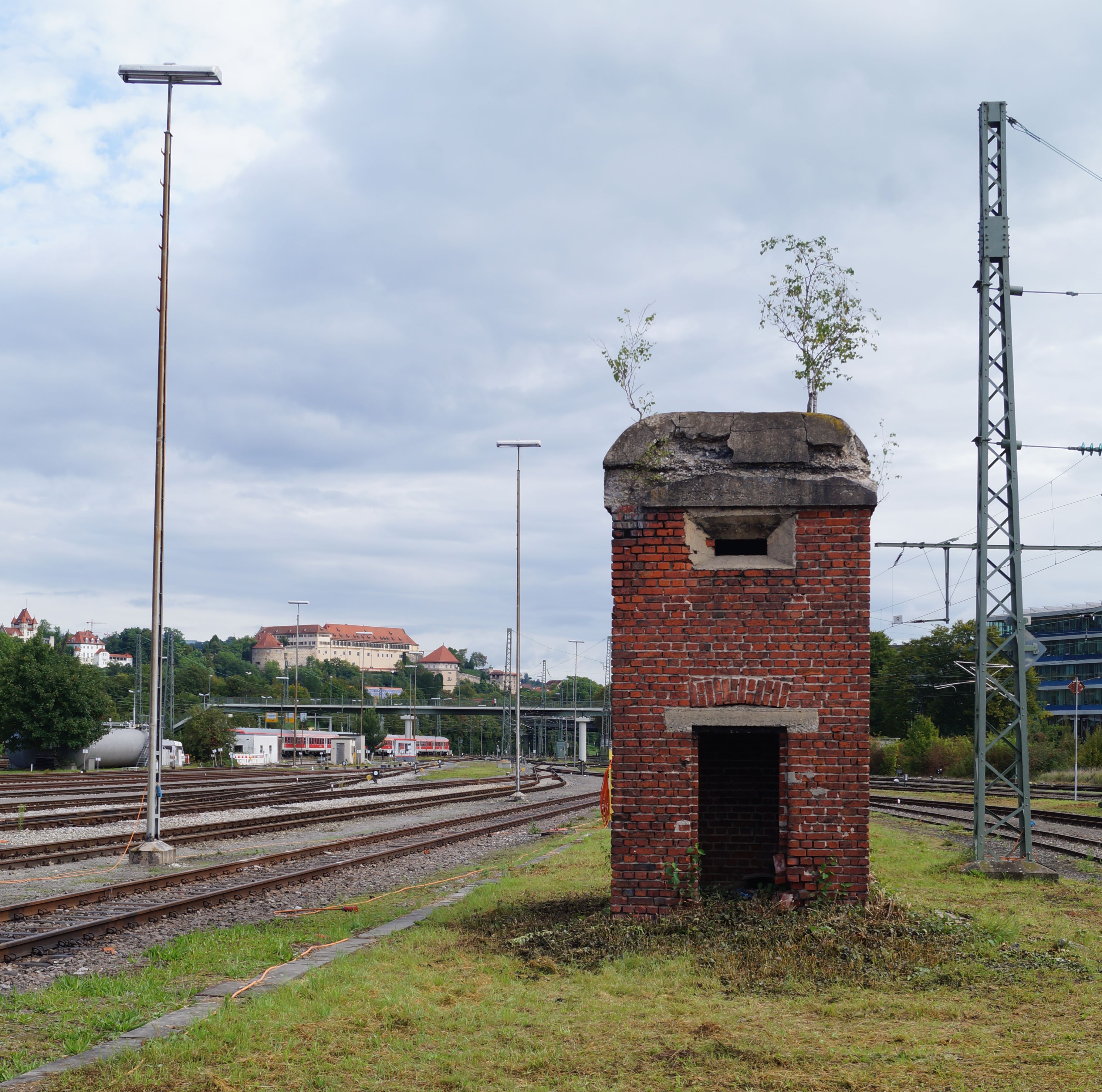 Hochbunker am Bahnbetriebswerk Tübingen