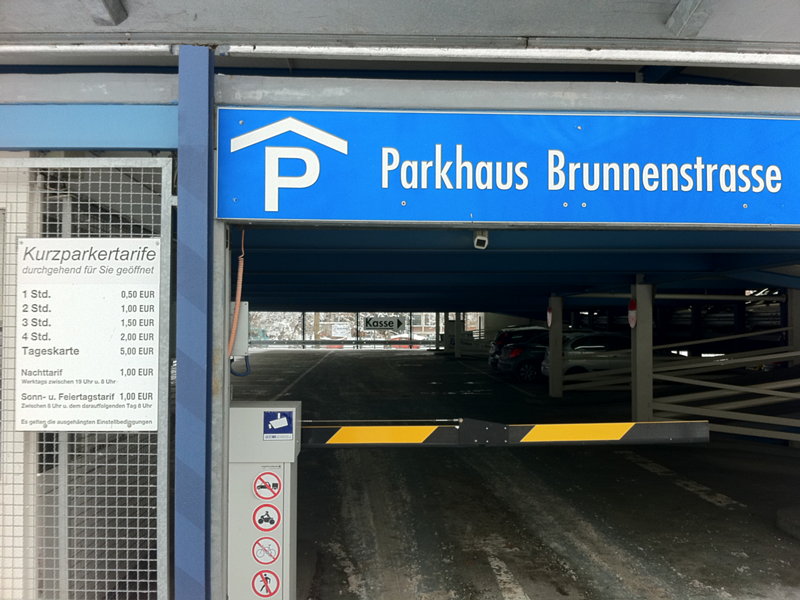 Datei:Parkhaus-brunnenstrasse.jpg