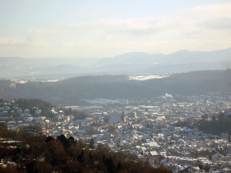Datei:Blick vom Steinenbergturm zur Altstadt.jpg