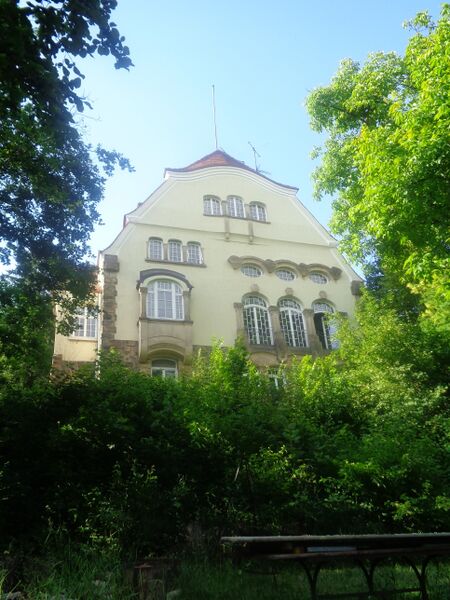 Datei:Lichtensteinerhaus Südgiebel.jpg