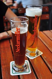 Biergläser beim Tübinger Neckarmüller