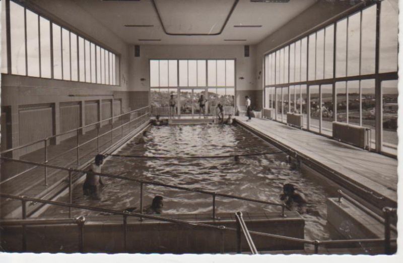 Datei:Schwimmbad in der Berufsgenossenschaftlichen Klinik.jpg