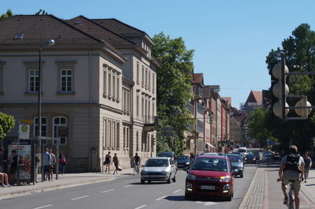 Blick in die Wilhelmstraße vom Geschister-Scholl-Platz aus