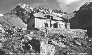 Datei:Tübinger Hütte um 1938.jpg