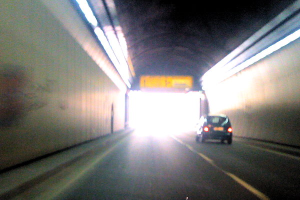 Datei:Schlossberg Tunnel B28 Innen.jpg