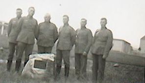 Datei:Gedenkstein in der Hindenburgkaserne - 15.10.1939.JPG