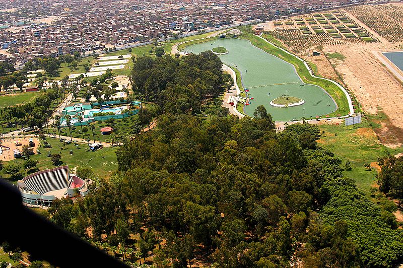 Datei:Villa El Salvador - Parque Huáscar.jpg