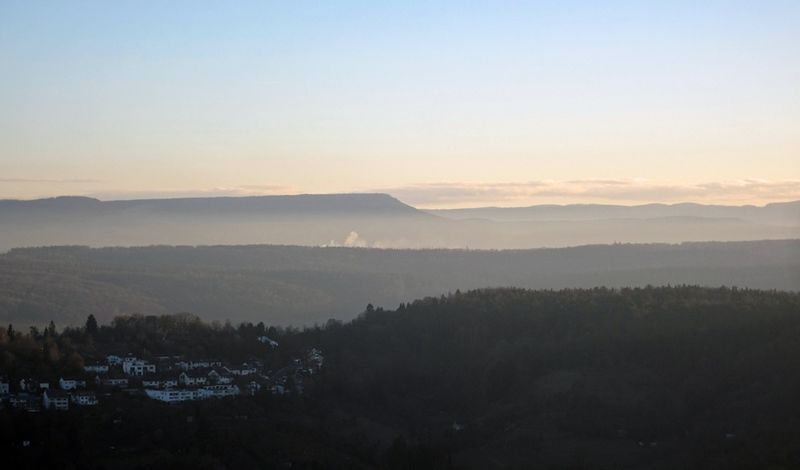Datei:Blick vom Steinenbergturm über Spitzberg.jpg