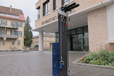 Fahrrad-Servicestation Technisches Rathaus Tübingen.jpg