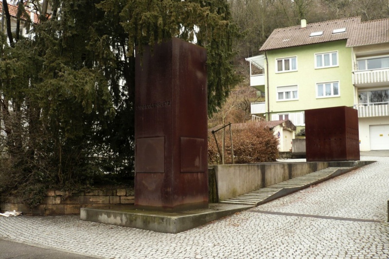 Datei:Synagogen-Denkmal.jpg