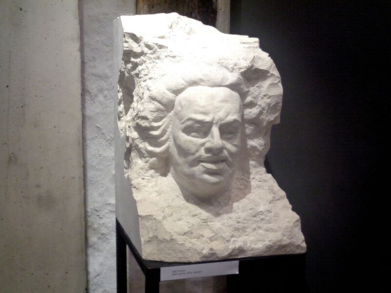 Datei:Skulptur J.S. Bach von Ralf Ehmann.jpg