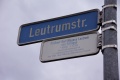 Die Leutrumstraße erinnert an den früheren Besitzer des Ritterguts Kilchberg (Ergänzt am 5. April 2012 von HubertQ)
