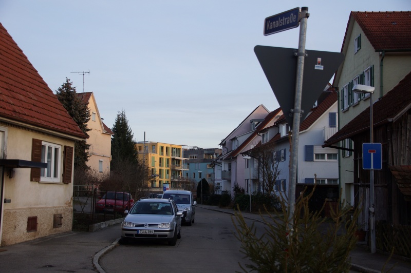 Datei:Kanalstraße.JPG