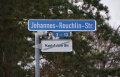 Die Johannes-Reuchlin-Straße hieß früher Karl-Adam-Straße