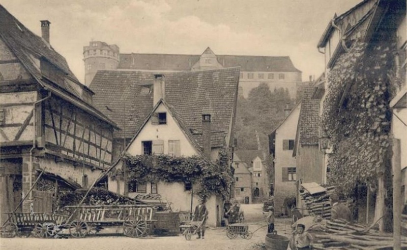 Datei:Tübingen, Schloss mit Seelhausgasse.jpg