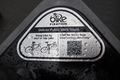 Anleitung zum Aufhängen von Fahrräders und QR-Code mit Verweis auf englische Reparaturanleitungen [1]