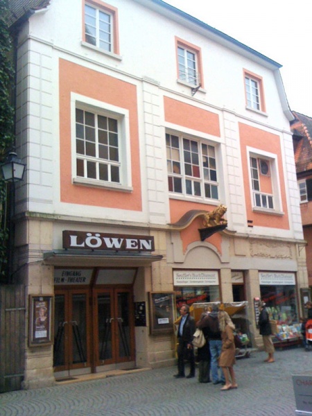 Datei:Kino-Löwen-Kornhausstraße.jpg