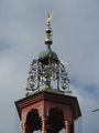 Restauriertes Glocken-Gehäuse auf dem Rathaus (2016)