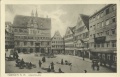 Marktplatz am Markttag auf alter Postkarte.jpg