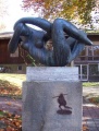 Skulptur im Clubhausgarten